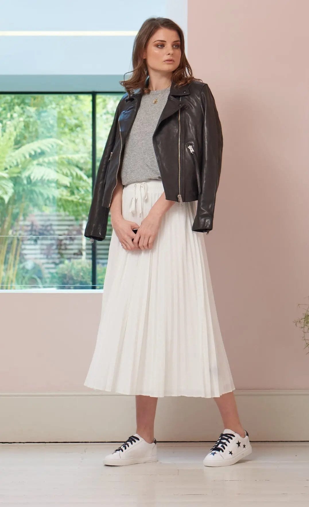 Miniature Gold Million Heart Leaf Pendant Cocorose London