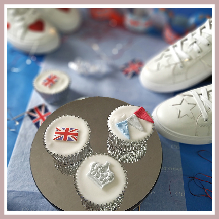 Cupcakes and shoes for the Queen's Platinum