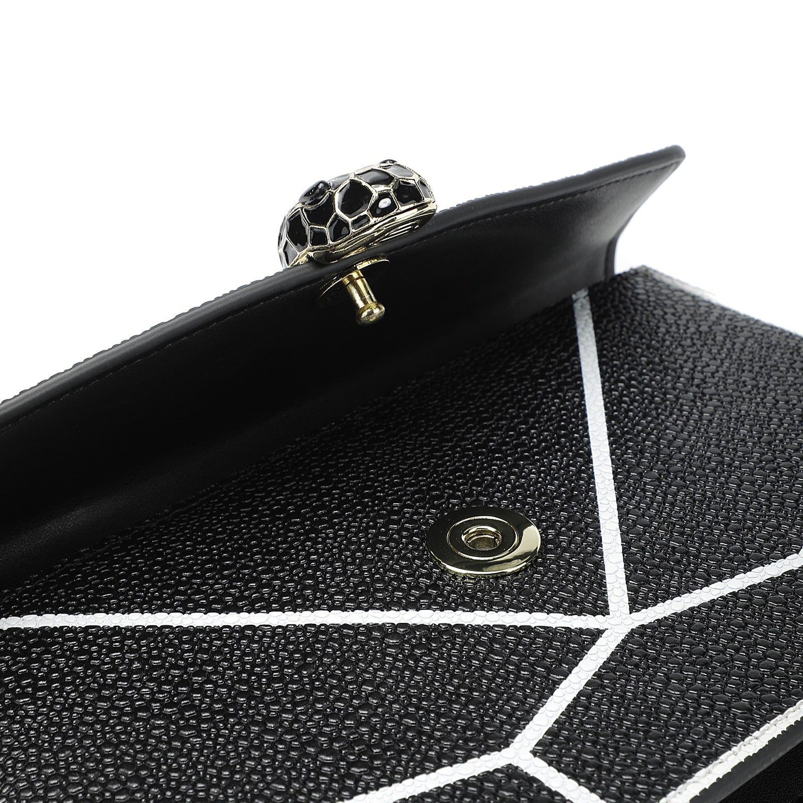 Black Printed & Textured Leather Chain Bag