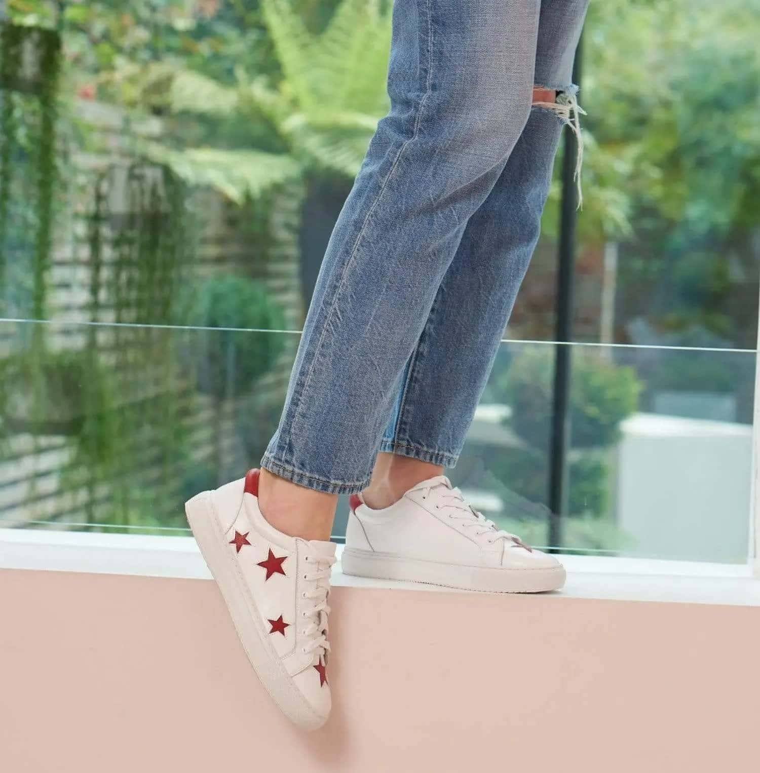 Hoxton White with Red Stars Leather Trainer Cocorose London